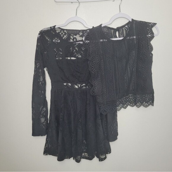 Goth Grunge Lace Witchy Whimsygoth Lot 1 Dress, 1 Top Size Medium - Picture 1 of 9